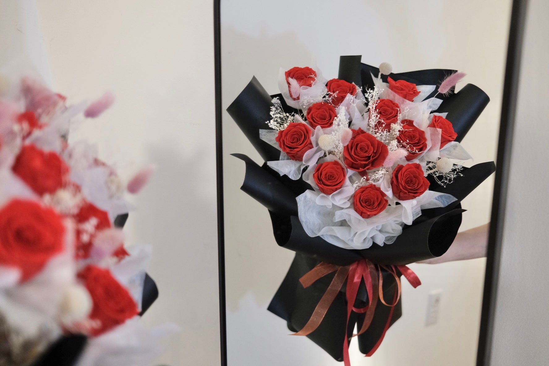 Classic Preserved Red Roses